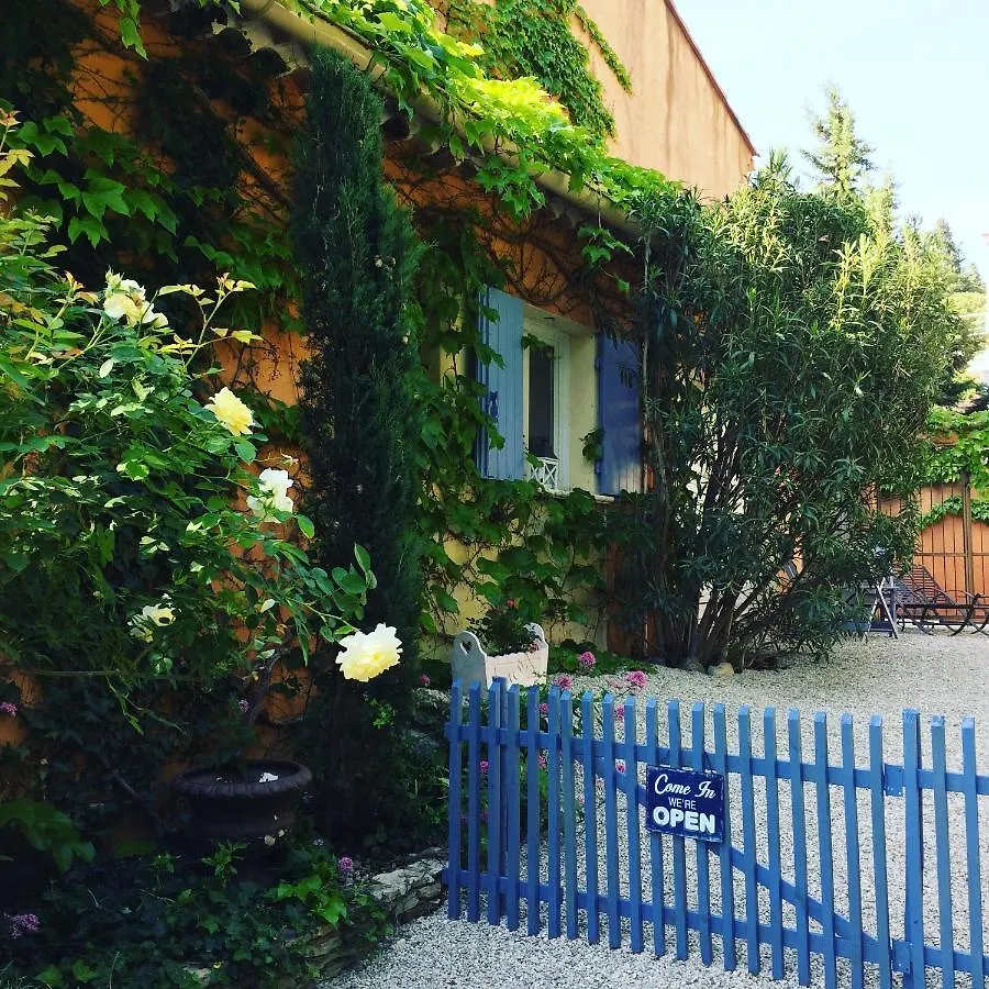 Gite Au Fond Du Jardin Saint-Saturnin-les-Avignon
